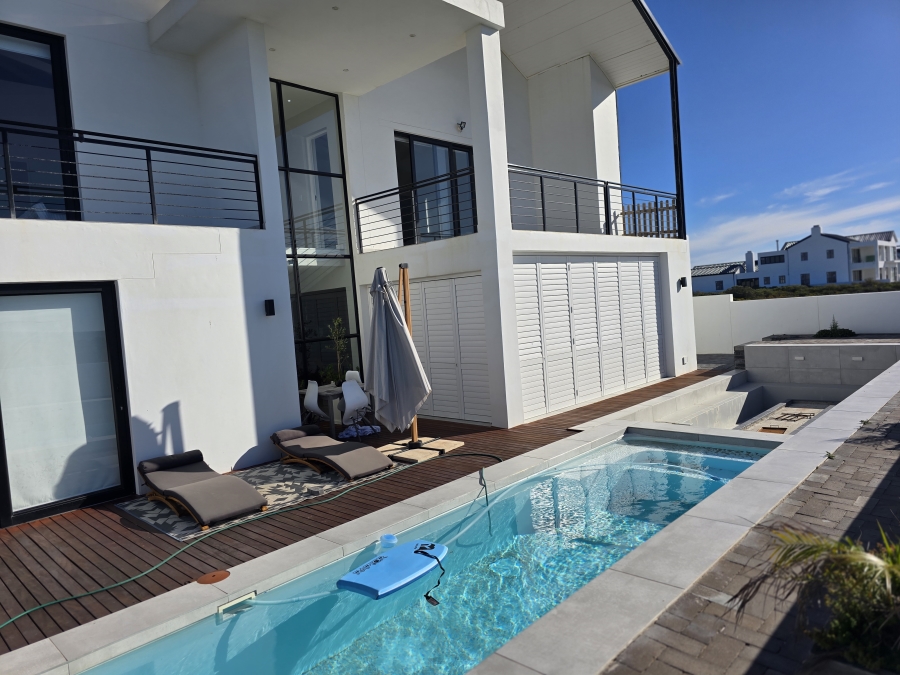 4 Bedroom Property for Sale in Dwarskersbos Western Cape